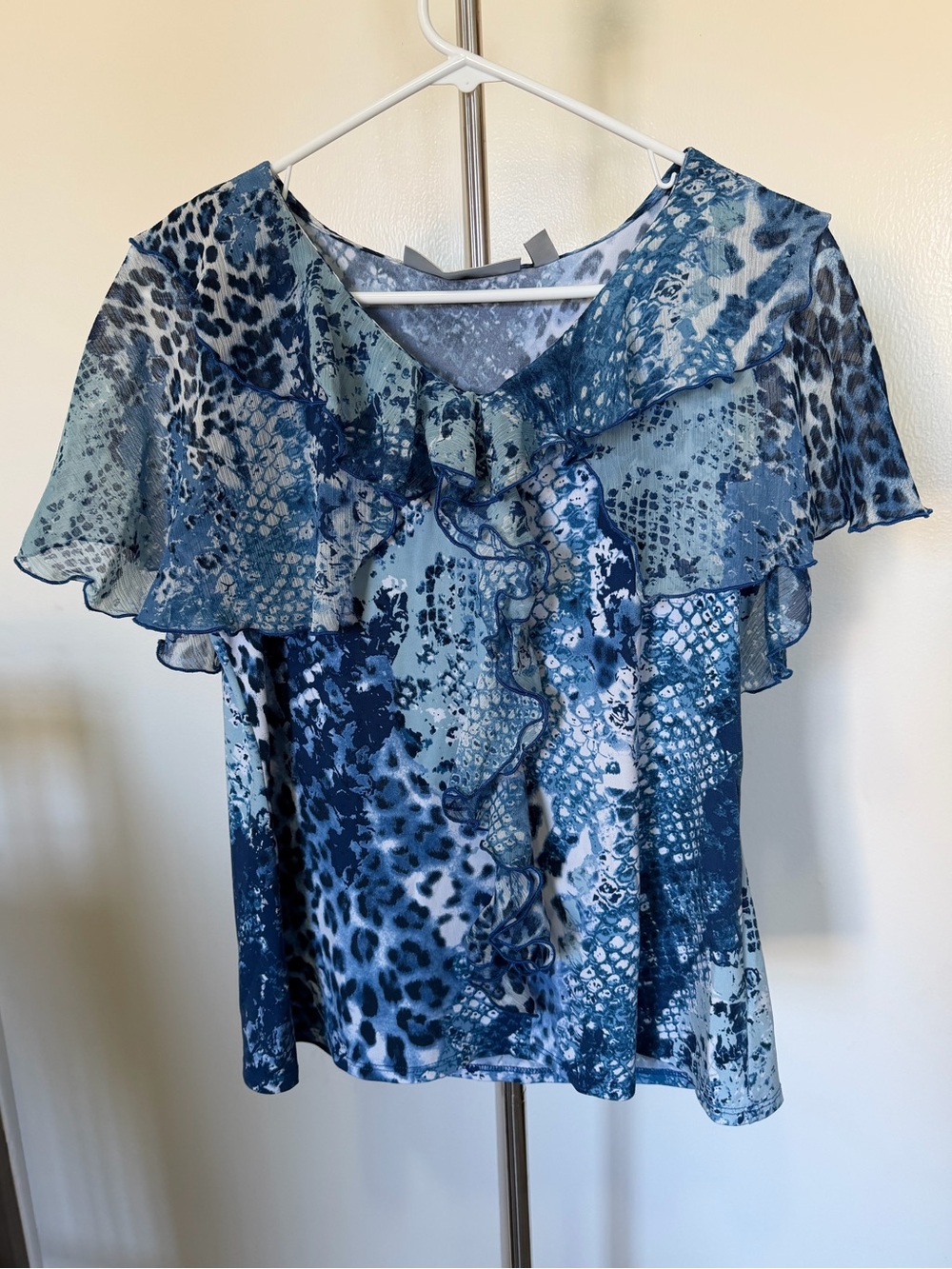Simonton Says Blue White Leapord Print Sheer Sleeve Ruffle Neck Blouse Small